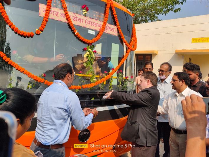 PMI Bus Inauguration/पीएमआई बस उद्घाटन