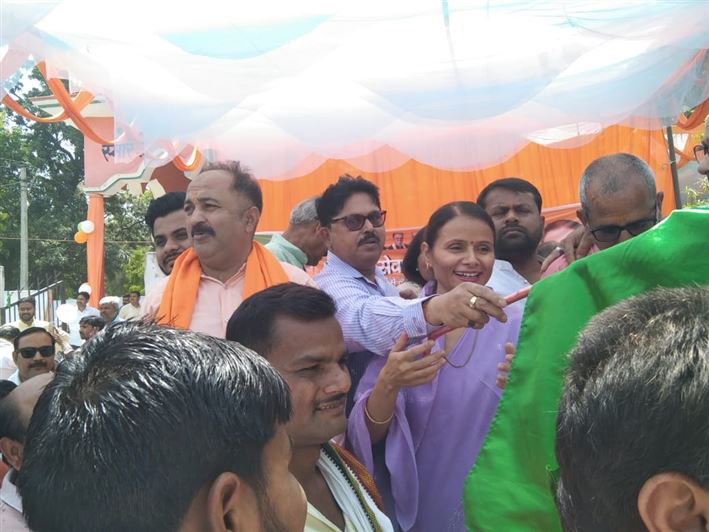 Inauguration of Electric Buses from Lucknow to Sandila/लखनऊ से संडीला के लिए इलेक्ट्रिक बसों का उद्घाटन